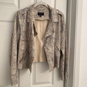 NWOT Soft Faux Suede Snake Print Open Front Jacket Size L